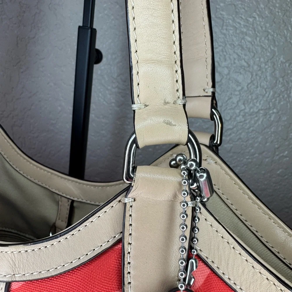 Coach Zebra Stripe Canvas Shoulder Tote w/ Double Hang Tags Beige Leather Trim - Picture 14 of 14